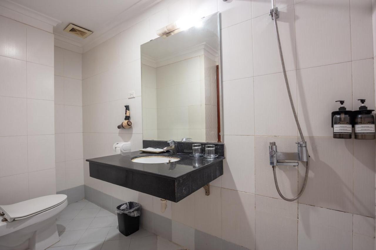 Blau Hotel ハノイ市 エクステリア 写真